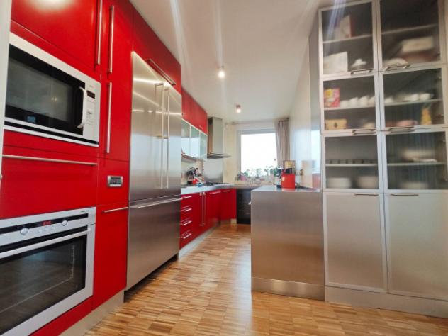 Attico / Mansarda di 230 m² con più di 5 locali e box auto doppio in vendita a Vicenza - Foto 15