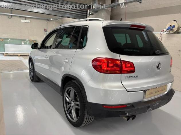 VOLKSWAGEN Tiguan 2.0 TDI 110 CV Sport & Style BlueMotion Technology rif. 24108945 - Foto 2