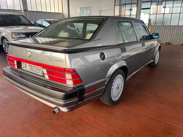 Alfa Romeo 75 1.8i turbo America - Foto 5