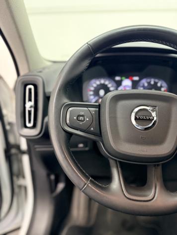 Volvo XC40 1.5 T2 Geartronic Momentum Core Neopatentati 10/2021 - Foto 10