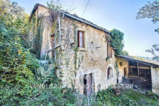 Casa indipendente di 900 m² con più di 5 locali in vendita a Arpino - Foto 3
