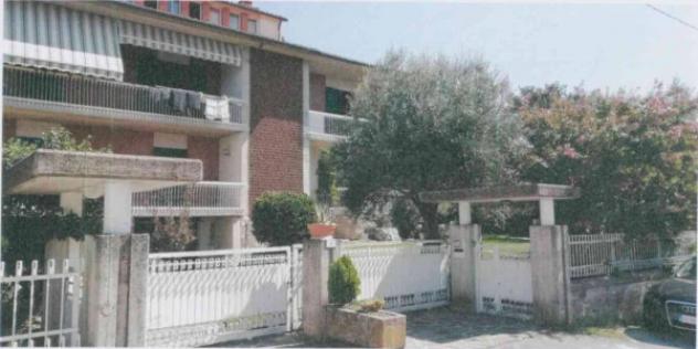 Immobile in asta di 145 m² con più di 5 locali e box auto in vendita a Umbertide - Foto 2