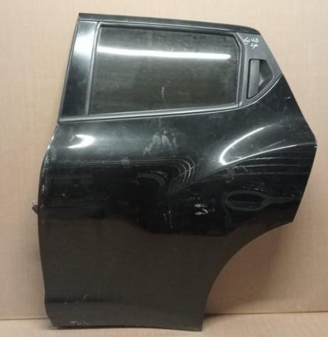 PORTA POST. SX NERO MET. C/ALZ. E SERR. (1 Bullo) 999-U1293299 Carrozzeria  Lamierati esterni  Porte  Porta post. sx. NISSAN - JUKE - 01-10-2010 - 01-