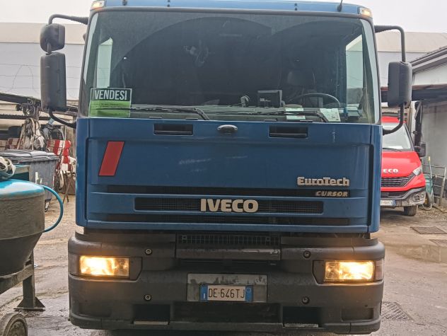 Vendita camion Iveco Eurotech con gru Bonfiglioli