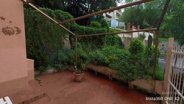 Bilocale con ingresso indipendente e corte di proprietà esclusiva - Foto 11