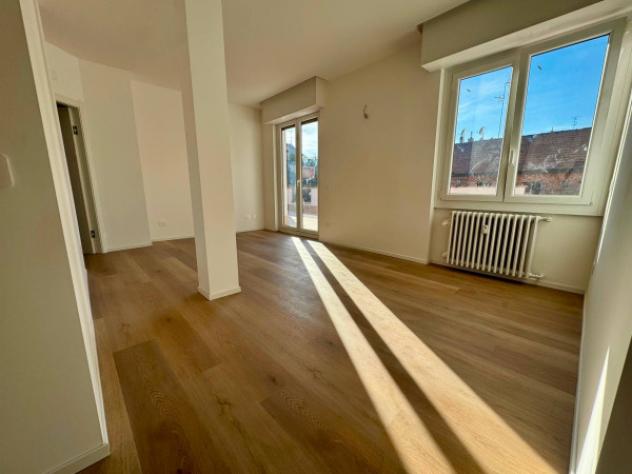 Attico / Mansarda di 103 m² con 3 locali in vendita a Milano - Foto 5