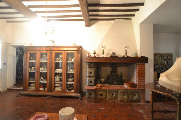 RUSTICO di 8 vani e di 300 mq (ALTOPASCIO - Ponte alla Ciliegia) rif. 3081 - Foto 15