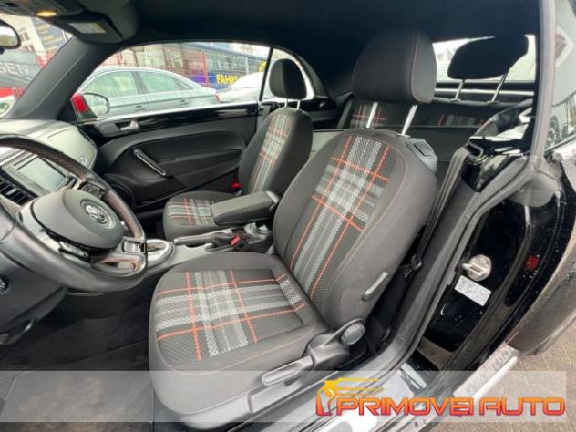 VOLKSWAGEN Maggiolino 2.0 TDI Design BlueMotion Technology rif. 22409113 - Foto 3