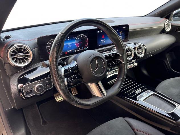 Mercedes-Benz CLA Coupe - C118 2023 - Coupe 200 d AMG Line Advanced Plus auto - Foto 8