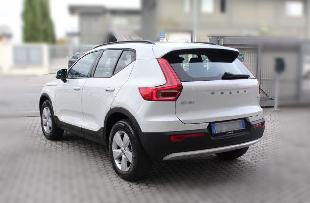 Volvo XC40 T2 automatico Essential - Foto 5