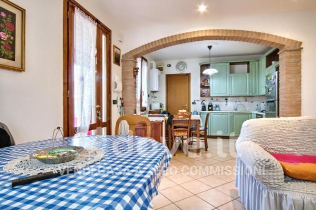 Casa indipendente di 198 m² con 4 locali e box auto doppio in vendita a Ferrara - Foto 3