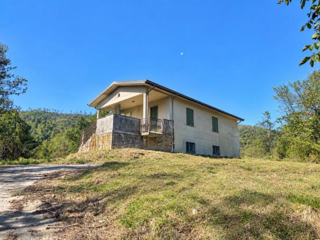 Casa singola in vendita a Valgraveglia - Riccò del Golfo di Spezia 330 mq Rif: 1441428