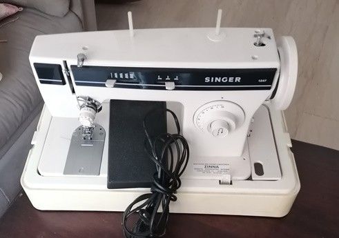Macchina per Cucire Elettrica Portatile Singer 1247
