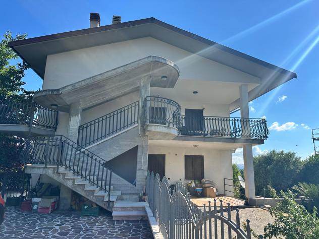 Appartamento in Contrada Limiti