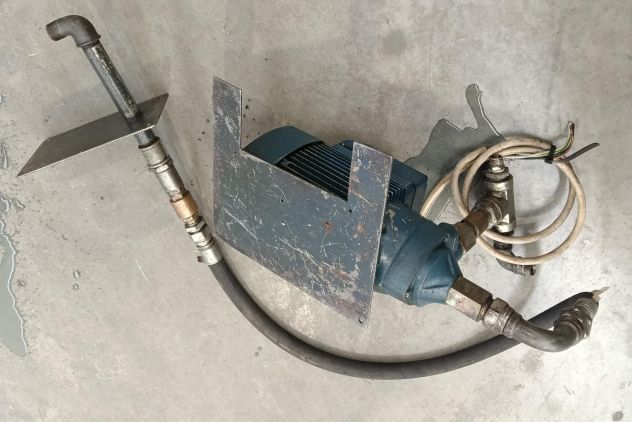 Pompa Acqua / Refrigerante con Motore Elettrico - Ex Tornio Comev - Foto 3
