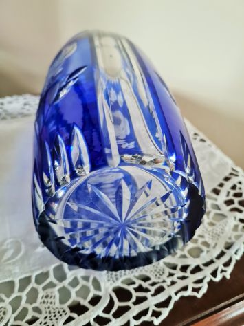 Vaso stile Liberty in cristallo blu cobalto di Boemia , dimensioni cm, 25 x cm - Foto 3