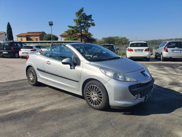 Peugeot 207 1.6 HDi 110CV CC Fine - Foto 7