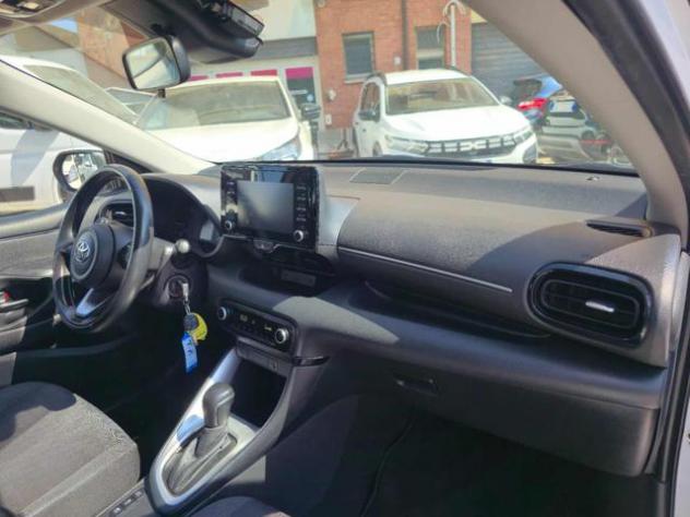 TOYOTA Yaris 1.5 Hybrid 5 porte unipropietario !!!! rif. 23969219 - Foto 9