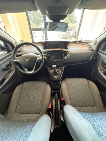 Lancia Ypsilon 1.0 FireFly 5 porte Hybrid Gold Plus - Foto 8