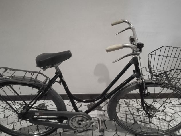 Bici classica con freni a bacchetta in buone condizioni generali
