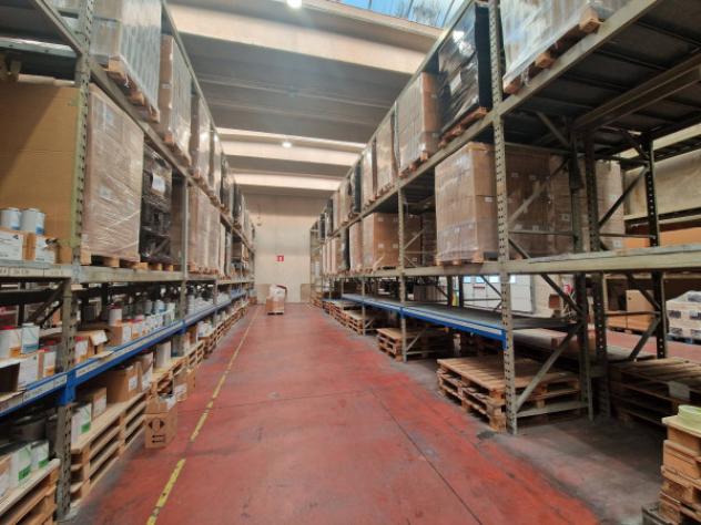 Immobile di 1250 m² con più di 5 locali in vendita a Baranzate - Foto 8