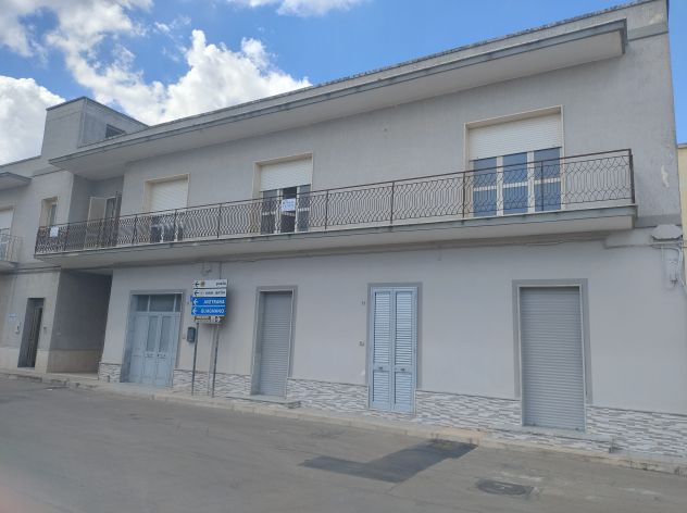 FinImmobil VENDE in Salice Sal.(LE) Via P.Mascagni n.5 casa+garage - Foto 3
