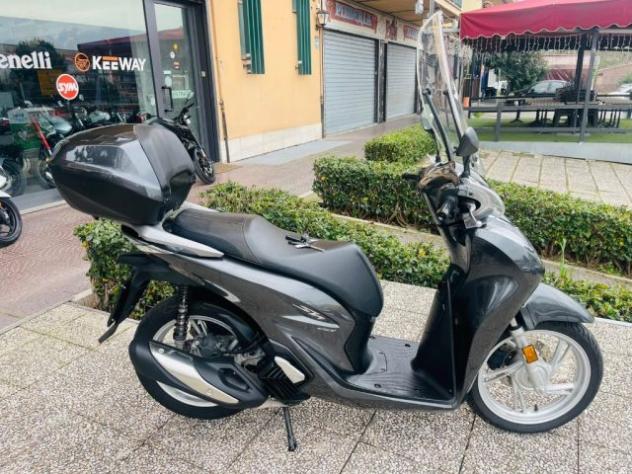 HONDA SH 150 PASSAGGIO E TAGLIANDO INCLUSO MINI RATE rif. 24059183 - Foto 2