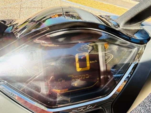 HONDA SH 150 SPORT PASSAGGIO E TAGLIANDO INCLUSO MINI RATE rif. 24114077 - Foto 9
