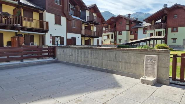 AMPIO BILOCALE CON DUE BAGNI E TERRAZZO PRIVATO - Foto 9