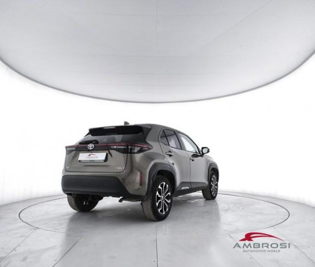 TOYOTA Yaris Cross 1.5 Hybrid 5p. E-CVT Active Eco Fwd rif. 23383008 - Foto 3