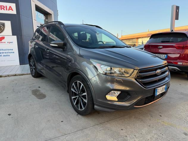 Ford Kuga 2.0 TDCI 150 CV S&S 4WD Powershift ST-Line - Foto 3
