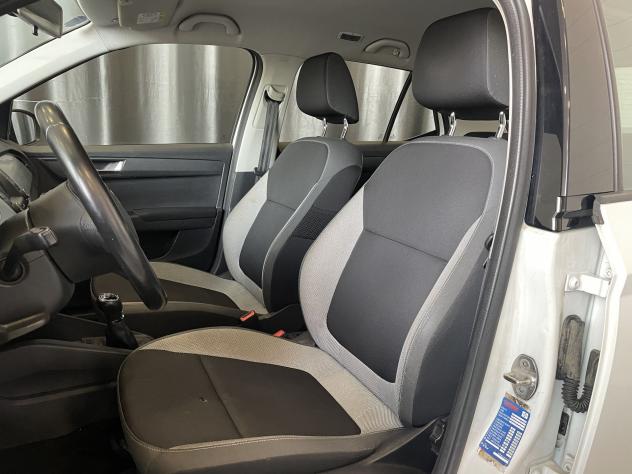 Škoda Fabia 1.4 TDI 75cv Design Edition - Foto 9