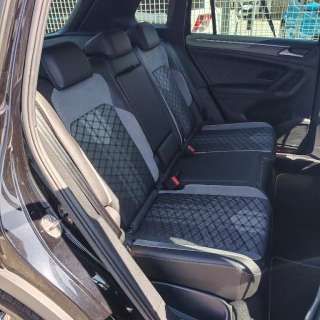 VOLKSWAGEN Tiguan R-Line 2.0 TDI 150 CV SCR DSG rif. 24013869 - Foto 5