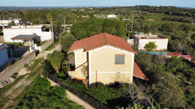 Villa in vendita in Contrada Avola Antica s.n.c., Chiusa Cavalli - Bochini -