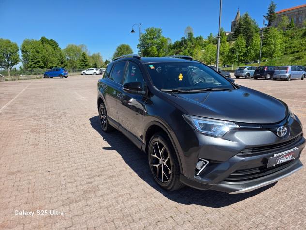 toyota rav4 2.0 D-4D ritiro usato/scambio - Foto 3