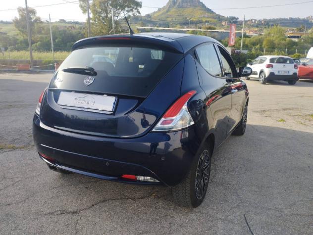 Lancia Ypsilon 1.2 Elefantino Blu s&s 69cv my19 - Foto 2