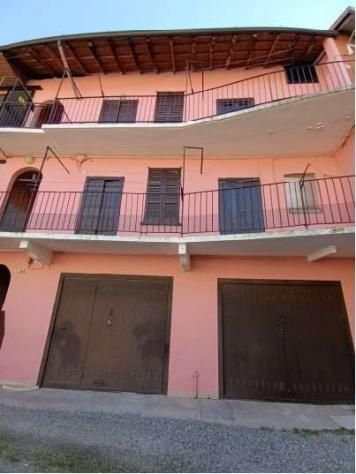 116/2024 2 VA - Porziona di casa in asta a Casorate Sempione