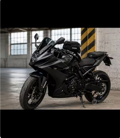Suzuki gsx 8r