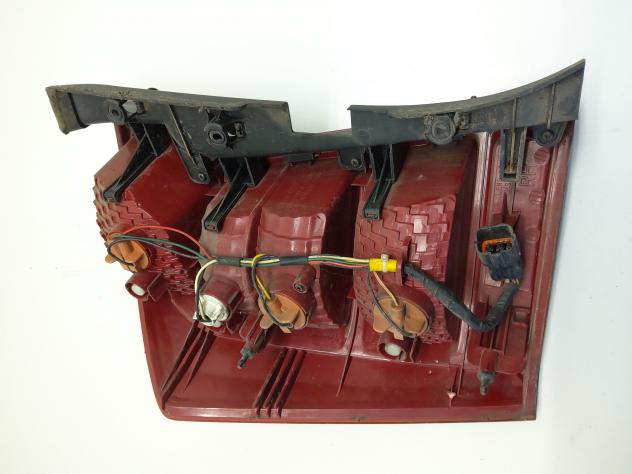 STOP FANALE POSTERIORE DESTRO KIA Carens 2° Serie 92402-100 (06) - Foto 3