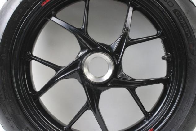DUCATI PANIGALE V2 50212181AA CERCHIO RUOTA POSTERIORE 17X5.50 20 - 24 REAR WHEEL - Foto 2