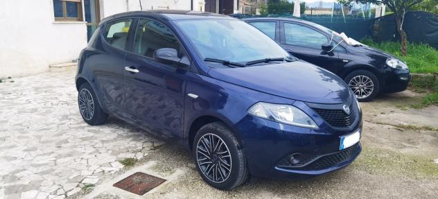 Lancia Ypsilon 1.0 FireFly 5 porte S&S Hybrid Ecochic A. Ferretti - Foto 4