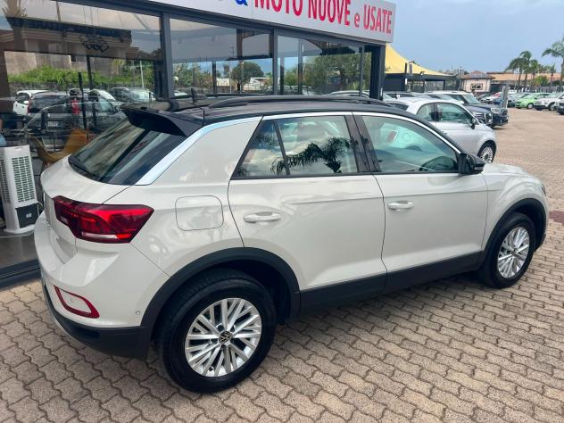 Volkswagen T-Roc 1.5 TSI ACT DSG R-Line - Foto 6