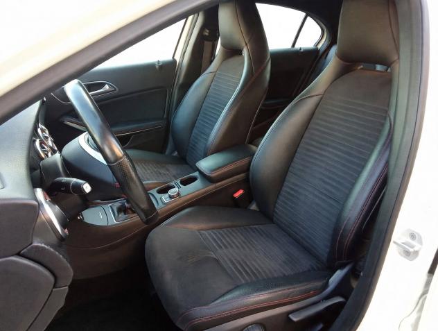 Mercedes-benz A 200 d Premium AMG - Foto 9