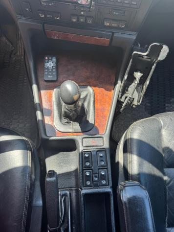 Bmw 520i 24V cat - Foto 10