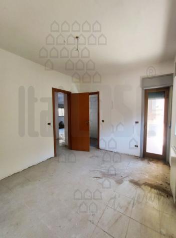 APPARTAMENTO di 5 vani e di 184 mq (MESSINA) rif. 2VS17103 - Foto 4
