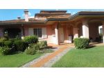 Frazione Valdichiana - vendesi 2 ville per tot. 675 mq. lordi ca.