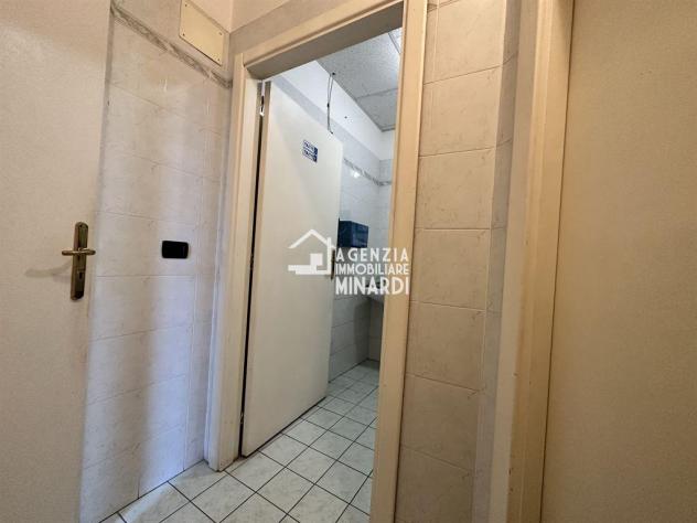 LUGO – ZONA STAZIONE | AMPIO IMMOBILE COMMERCIALE A REDDITO - Foto 19