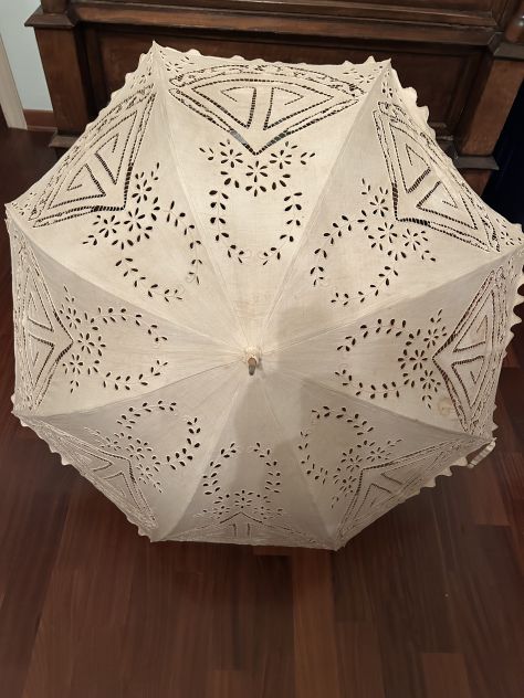 Ombrello parasole secolo scorso