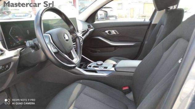 BMW 320 Serie 3 G21 2022 Touring 320d Touring mhev 48V xdr rif. 24083508 - Foto 10