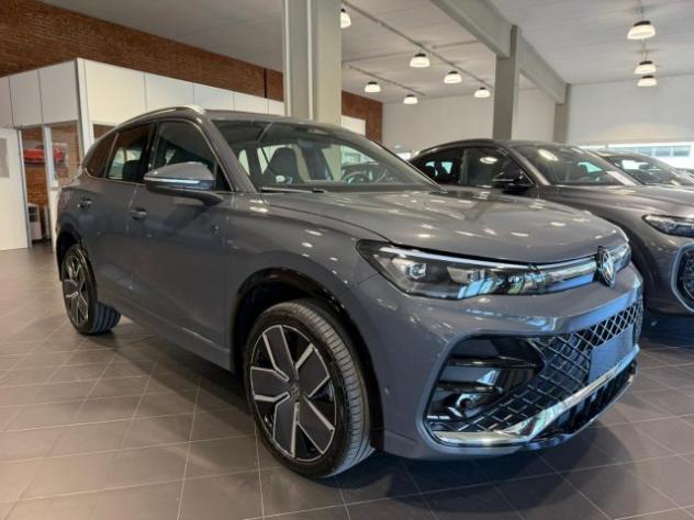 VOLKSWAGEN Tiguan 2.0 TDI 193 CV DSG 4MOTION MY26 R-Line Plus TETTO rif. 24037030 - Foto 5